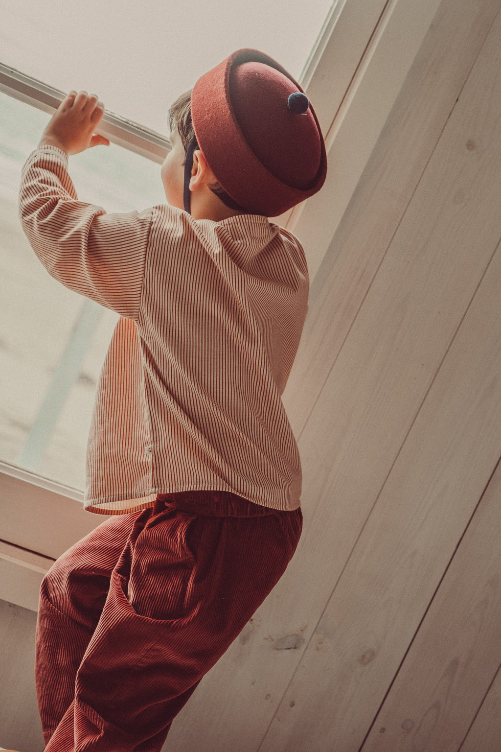 Oscar Pillbox Hat Granate Burel with Pompom (Handmade)