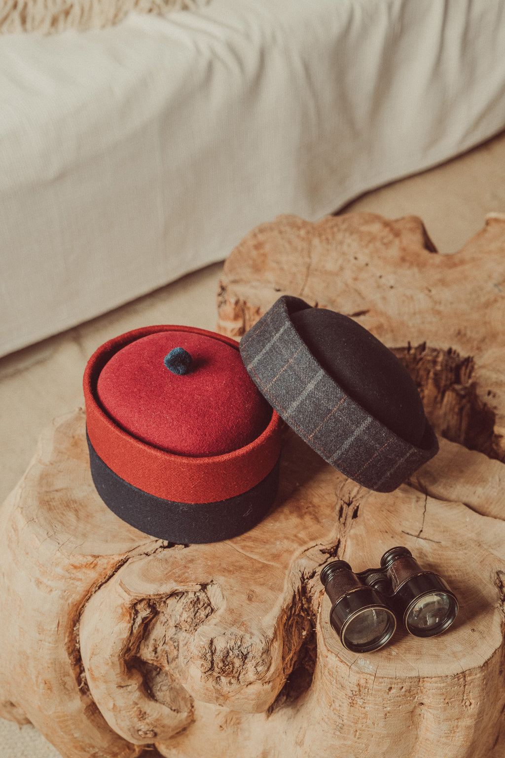 Oscar Pillbox Hat Granate Burel with Pompom (Handmade)