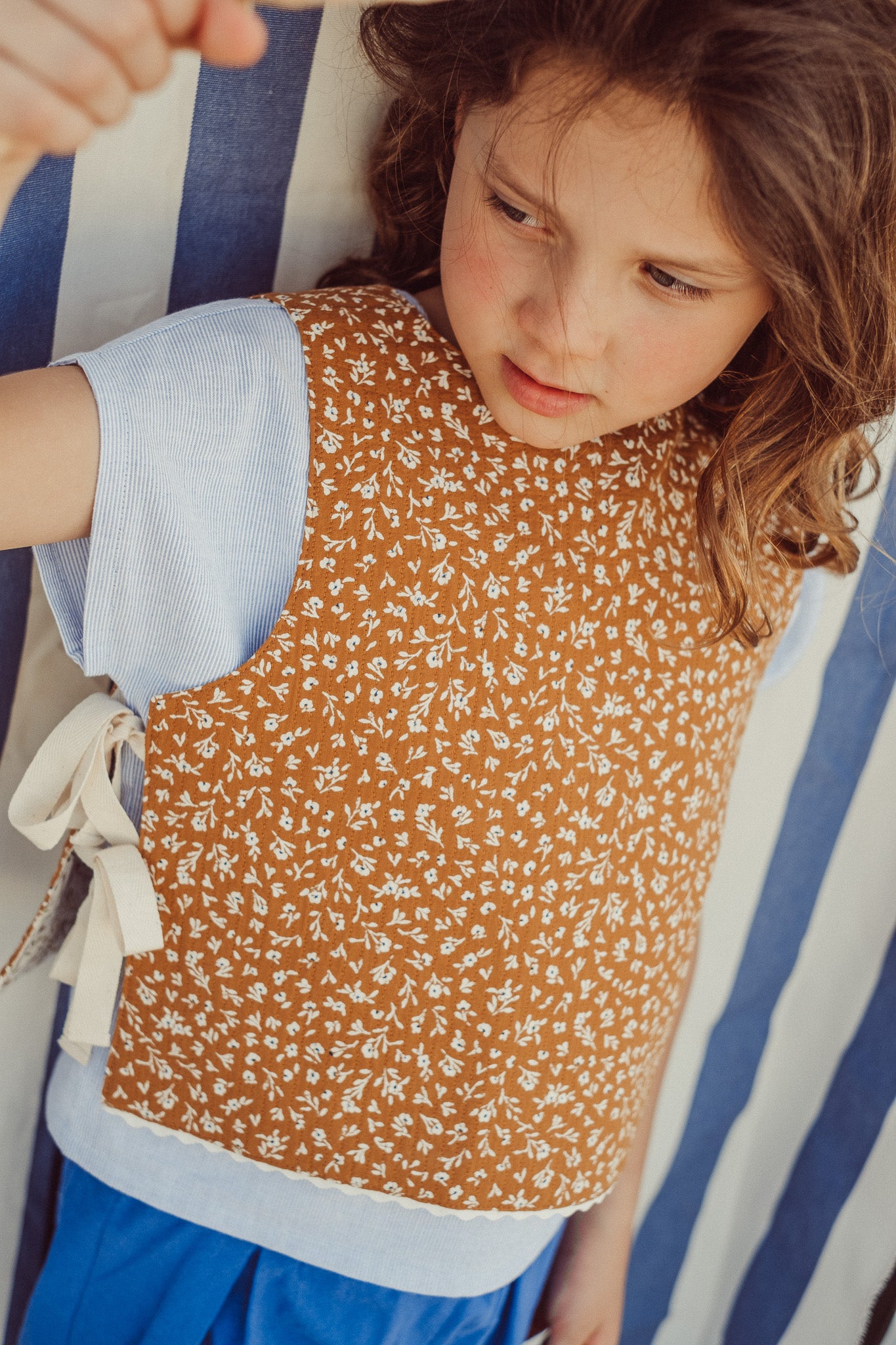 Louise Vest - Mixed Caramel